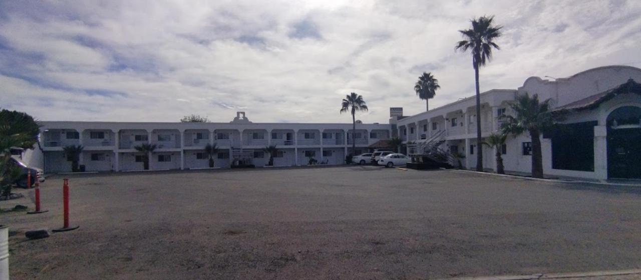 Hotel Casa Blanca Heroica Caborca Екстер'єр фото